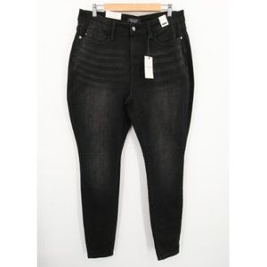 Judy Blue Jeans Size 16W Black High Waist Skinny Fit Curvy High Rise Isabella